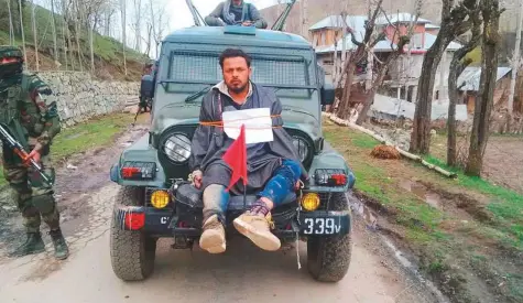  ?? Ctred ?? Major Leetul Gogoi had tied embroidery artisan Farooq Ahmad Dar to his jeep to escape heavy stone pelting by protesters in Kashmir during the bypolls. After hearing that the officer was indicted by an Army Court, Dar said ‘justice was finally done’.