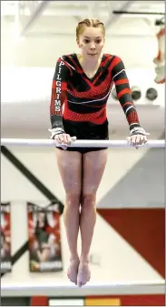  ?? PILOT PHOTO/RUDY MARQUEZ ?? Rowynn Hall-davis is shown at Regional on the bars. She scored 7.6.