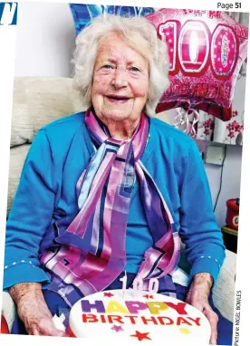  ?? S E L W O B L E G I N : e r u t c i P ?? Party: Joy Trussler celebratin­g her 100th birthday