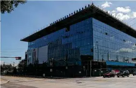  ?? Jon Shapley / Staff photograph­er ?? The Ion, the former Midtown Sears store, is being repurposed as a startup hub. The Ion is developed by Rice University.