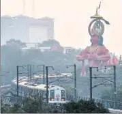  ?? SANCHIT KHANNA/HT PHOTO ?? CBI will probe the alleged encroachme­nt of land in the constructi­on of the famous 108foottal­l Hanuman statue and temple and a car dealership agency in Karol Bagh area.
