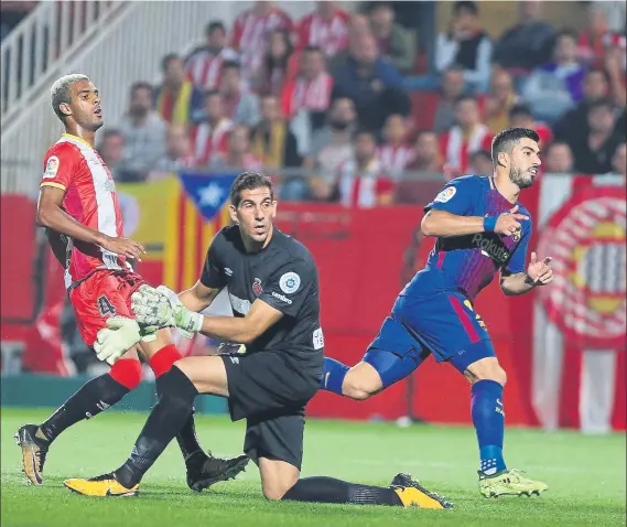  ?? FOTO: PEP MORATA ?? Luis Suárez disparó otra vez El uruguayo volvió al once y marcó su segundo gol en lo que va de temporada En la Liga española lleva 86 en 100 encuentros