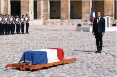  ?? FOTO: DPA ?? Der französisc­he Präsident Emmanuel Macron während der Gedenkfeie­r.