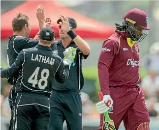  ?? RAVE ROWLAND/GETTY IMAGES ?? West Indies opener Chris Gayle trudges of Cobham Oval in Whangarei on Wednesday.