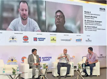  ?? M. VEDHAN ?? Sudhanshu Fadnis (right) in conversati­on with Vasant Bharadwaj and Dr. Sivaraman Arumugam, joined by Dr. Kevin Caillaud and
Ramky S, through a video conference, at the conclave.