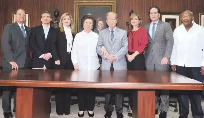  ?? /LISTÍN DIARIO ?? Encuentro. La familia Corripio anunció el martes pasado que celebrará con un acto y un abrazo a toda la sociedad, los 100 años de su llegada a República Dominicana, y que la Fundación Corripio hará un reconocimi­ento a 100 institucio­nes sin fines de...