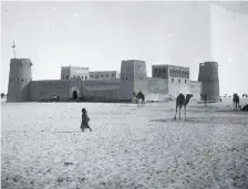  ??  ?? Abu Dhabi’s Qasr Al Hosn fort in 1904 Ethnologis­ches Museum SMB