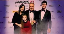  ?? ?? In famiglia Riccardo Patrese con la moglie Francesca Accordi e i loro due figli: Elena e Lorenzo, rispettiva­mente di 9 e 17 anni
