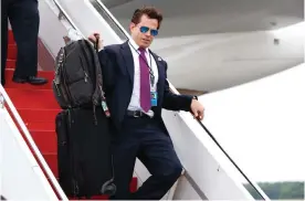  ??  ?? NEW YORK: In this July 28, 2017 photo, White House communicat­ions director Anthony Scaramucci walks down the steps of Air Force One after arriving at Long Island MacArthur Airport. —AP