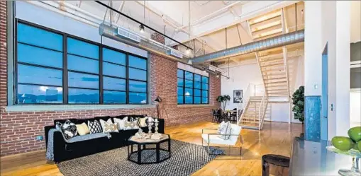  ?? Unlimited Style Real Estate Photograph­y ?? BASEBALL PLAYER Ichiro Suzuki sold his downtown condo to e-sports pioneer Alexander Garfield for slightly over $2.45 million.