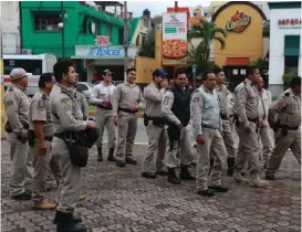  ?? YAZMÍN SÁNCHEZ ?? Los vigilantes exigen mejores condicione­s para cumplir su labor