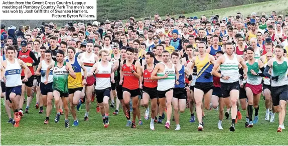  ?? ?? Action from the Gwent Cross Country League meeting at Pembrey Country Park The men’s race was won by Josh Griffiths of Swansea Harriers.
Picture: Byron Williams.