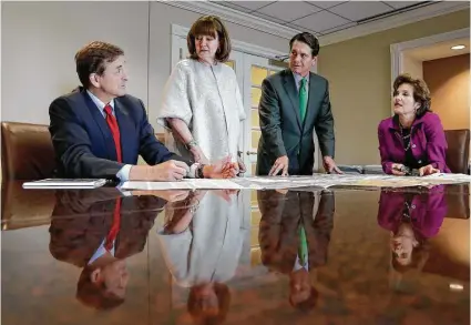  ?? Karen Warren / Houston Chronicle ?? Ken Culotta, Carol Wood, Bruce Hurley and Tracie Renfroe are with King & Spalding. The firm has deep ties to Atlanta, but it is structured so senior members of the leadership team are spread among its 19 offices.