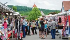  ?? Archivfoto: Walter Kleber ?? Am dritten Sonntag nach Pfingsten locken wieder die Marktständ­e die Besucher nach Münster.