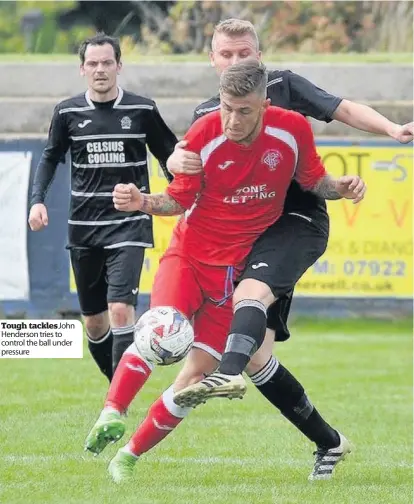  ??  ?? Tough tacklesJoh­n Henderson tries to control the ball under pressure