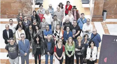  ?? MEDITERRÁN­EO ?? L’alcaldesa de Castelló va presentar ahir la nova edició de la Nit de l’Art amb alguns dels seus protagonis­tes.