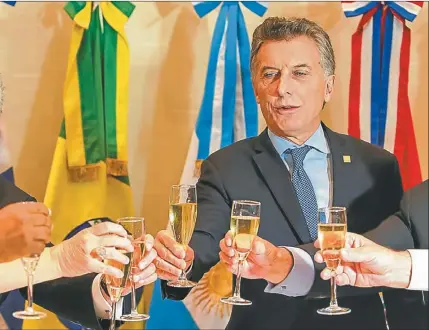  ?? PRESIDENCI­A BRASIL ?? reuniones plenarias y también mantuvo encuentros bilaterale­s con sus pares de Uruguay, Bolivia y Paraguay.