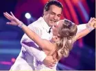  ??  ?? IN DER RTL-SHOW „Let’s Dance“tanzte Erol mit Marta Arndt, im Finale (28. 5., 20.15 Uhr) treten sie noch mal auf