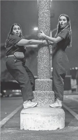  ??  ?? Beanie Feldstein, left, and Kaitlyn Dever star as high school seniors who have partying to do in “Booksmart.” FRANCOIS DUHAMEL/ANNAPURNA PICTURES