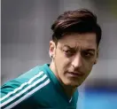  ?? FOTO: TT -AP / MICHAEL PROBST ?? Mesut Özil – tysk med turkiska rötter.