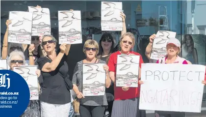  ??  ?? Ngataringa Bay Action Group is unhappy about the now approved Ryman Healthcare developmen­t.