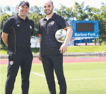  ?? Picture: STEWART MCLEAN ?? DREAM: Cairns FC senior head coach Danny Graystone and player Shaun Owens.