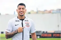  ?? Henrique Barreto/Futura Press/Estadão Conteúdo ?? Multicampe­ão pelo Corinthian­s, Ralf volta ao clube após passagem pelo futebol chinês