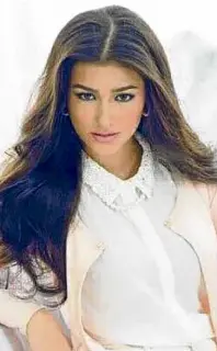  ??  ?? Liza Soberano