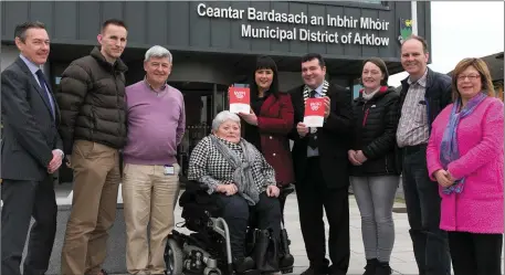  ??  ?? Members of Arklow Municipal District with Niamh Foley of Virgin at the launch.