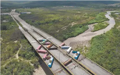  ?? ?? El Puente Internacio­nal Tienditas une a los países a través del río Táchira.