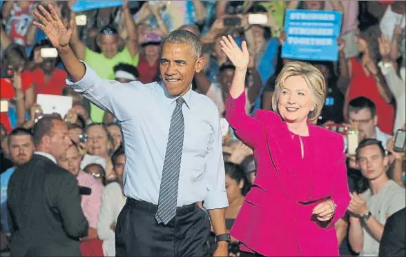  ?? BRIAN SNYDER / REUTERS ?? El pasado 5 de julio, en Charlotte (Carolina del Norte), Obama entró en la campaña para apoyar abiertamen­te la candidatur­a de Hillary Clinton