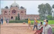  ?? PTI ?? Tourists at Humayun’s Tomb in New Delhi on Friday.