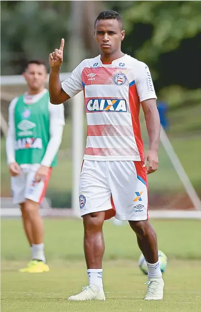  ??  ?? Depois de marcar o primeiro gol pelo Bahia, Élber quer embalar e acredita no triunfo diante do Flamengo