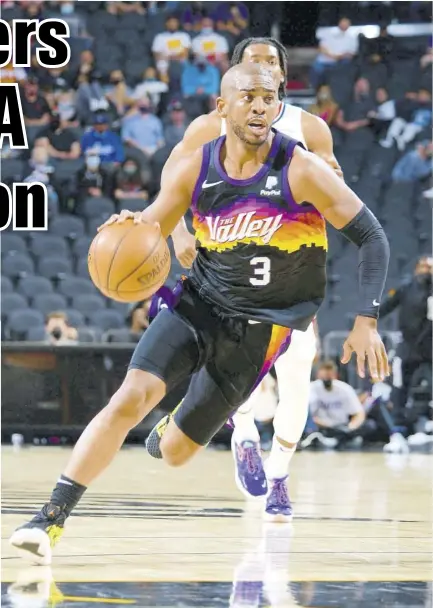  ?? (Photo: AFP) ?? Chris Paul of the Phoenix Suns drives to the basket against the LA Clippers at Phoenix Suns Arena in Phoenix, Arizona, on Wednesday.