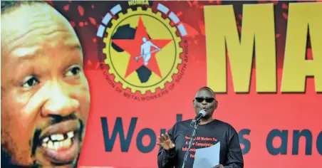  ?? PICTURE: MATTHEWS BALOYI ?? SPEAKING OUT: Zwelinzima Vavi addressing supporters of the new federation at its launch in Mehlareng Stadium in Tembisa on Workers’ Day.