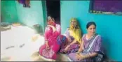  ?? RITESH MISHRA/HT ?? Chandabai Patel (right) with her motherinla­w Belabai and daughter Poonam at their house at Amarpur.