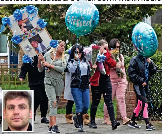  ??  ?? Tributes: Friends of burglar Henry Vincent, inset, bring balloons, flowers and placards to the place where he was stabbed