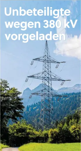  ?? BILD: SN/RATZER ?? Die 220-kV-Leitung (im Bild in Kuchl) soll ersetzt werden. KUCHL, HALLEIN.