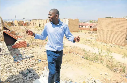  ?? /Gallo Images /Jabu Kumalo ?? Campaign mode: Gauteng MPL Makashule Gana announced on Monday he is in the running for Gauteng’s premiershi­p. The former DA youth leader, who said the party was ‘forever printed in my political DNA’, vowed to keep fighting for a nonracial, just society.