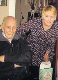  ??  ?? n GRATEFUL: Jeni Morgan with her 94-year-old WWII veteran father, Des Dowding who is supported by Blind Veterans UK