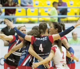  ??  ?? Las Criollas de Caguas abrieron la temporada con cuatro victorias al hilo y están a dos puntos de empatar en la cima con las Leonas de Ponce.