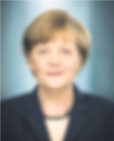  ?? [ Steffen Kugler ] ?? Angela Merkel ist seit 13 Jahren Kanzlerin und CDU-Chefin in Personalun­ion. Beide Ämter gehörten zusammen, sagt sie immer wieder. Anfang Dezember soll ein CDU-Parteitag in Hamburg Merkel als Vorsitzend­e bestätigen. Doch davor wählt Hessen.