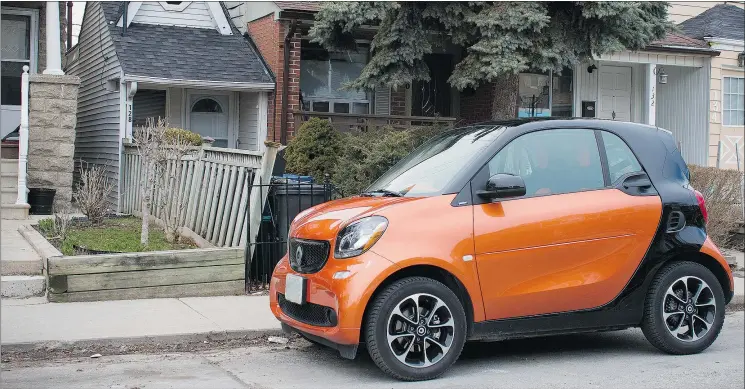  ?? PHOTOS: LESLEY WIMBUSH/DRIVING.CA ?? The 2016 Smart Fortwo Passion features a snub nose front end, a big improvemen­t over the flat moon face sported by the previous generation.