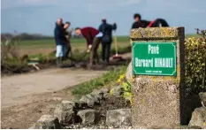  ??  ?? Den här kullersten­ssträckan är uppkallad efter Bernard Hinault som har vunnit Tour de France fem gånger.