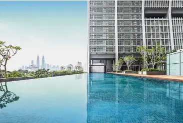  ??  ?? Residents can enjoy KL city’s skyline from Olympic length saltwater infinity pools.