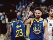  ?? Benjamin Fanjoy/Special to the Chronicle ?? Klay Thompson, right, improved his points per game from 17.3 before the All-Star break to 18.9 after it.