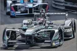  ??  ?? UN RETO. Jaguar espera a más marcas ‘premium’ en la Fórmula E.