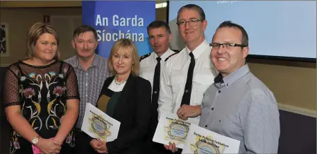  ??  ?? Sinn Féin representa­tives Cllr. Joanna Byrne, Cllr. Pearse McGeough, Imelda Munster TD and Cllr. Kenneth Flood with Supt. Gerry Curley and Chief Supt. Sean Ward at the launch of the dedicated e-mail facility for public representa­tives based in Louth.