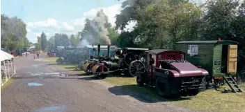  ?? ?? Left: A traction engine rally is in full swing at Shackersto­ne on July 25, 2015. ADRIAN LOCK