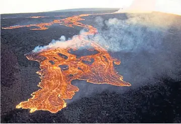  ?? AFP ?? An aerial image released by the USGS yesterday shows the lava in the summit caldera of Mauna Loa.